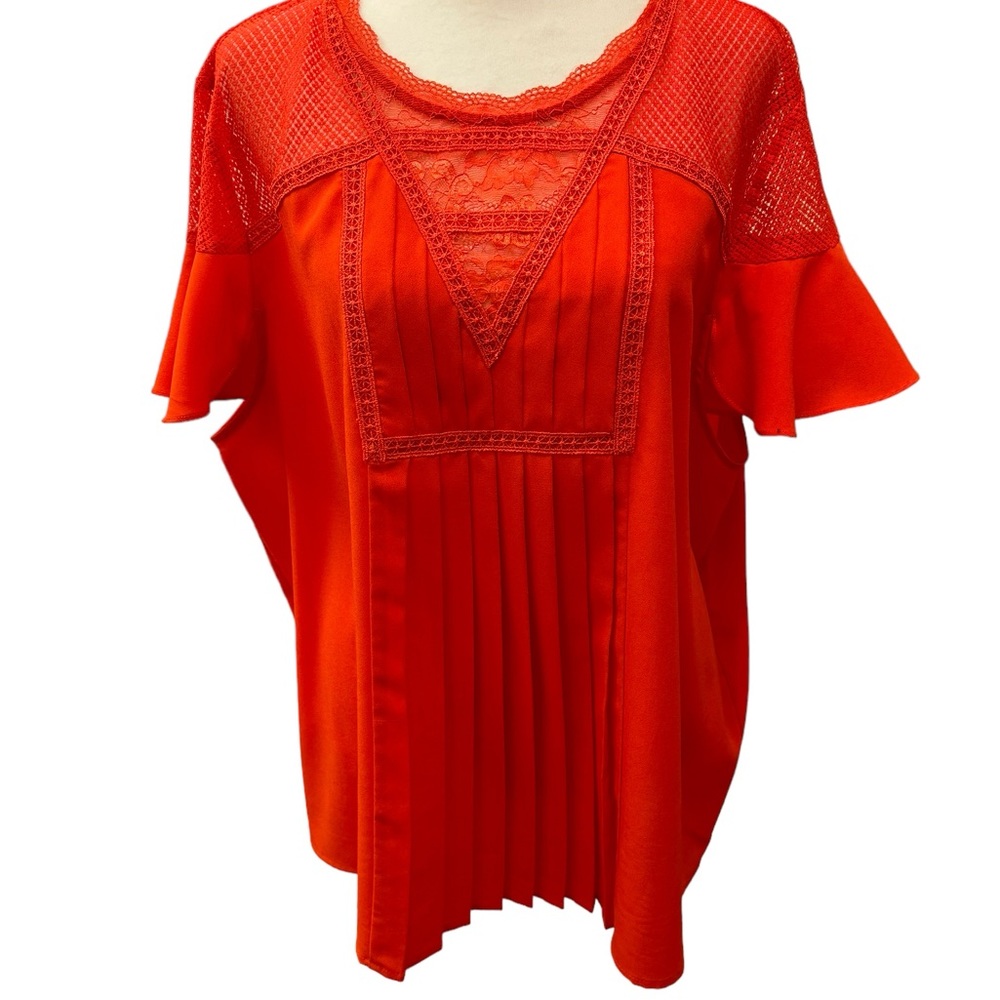 Un Jour Ailleurs women’s short sleeve blouse in Orange. Size 5 (XL). EUC